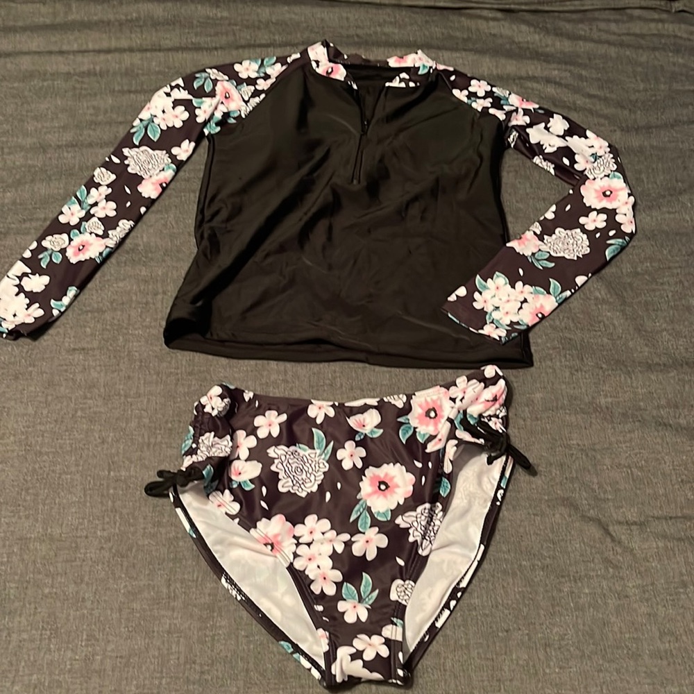 SHEIN long sleeve tankini
